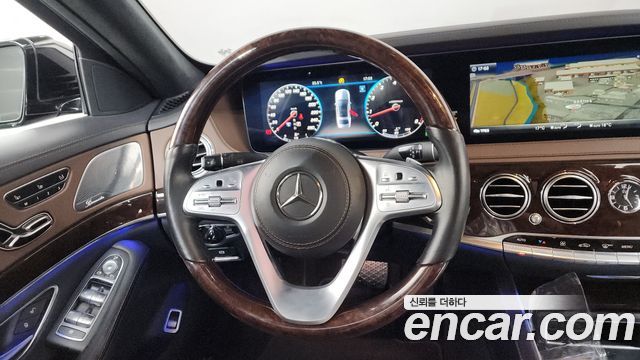 Mercedes-Benz S-Class 2018 — photo 13