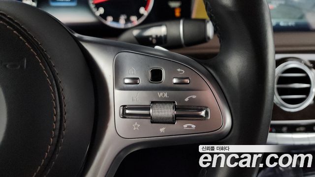 Mercedes-Benz S-Class 2018 — photo 16