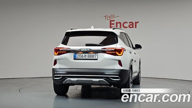 Kia Seltos 2023 — photo 4