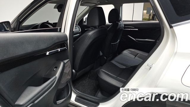 Kia Seltos 2023 — photo 18