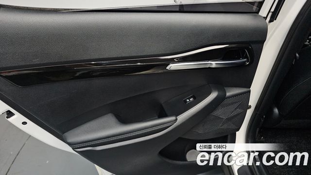Kia Seltos 2023 — photo 15