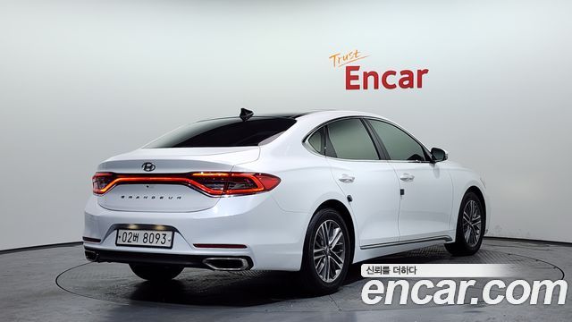 Hyundai Grandeur 2018 — photo 2