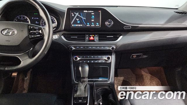 Hyundai Grandeur 2018 — photo 10