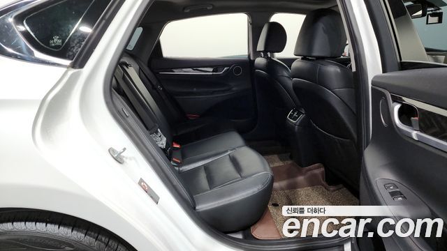 Hyundai Grandeur 2018 — photo 18