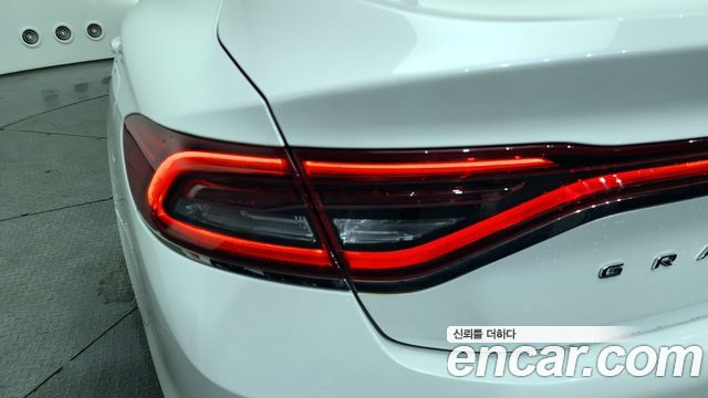 Hyundai Grandeur 2018 — photo 9