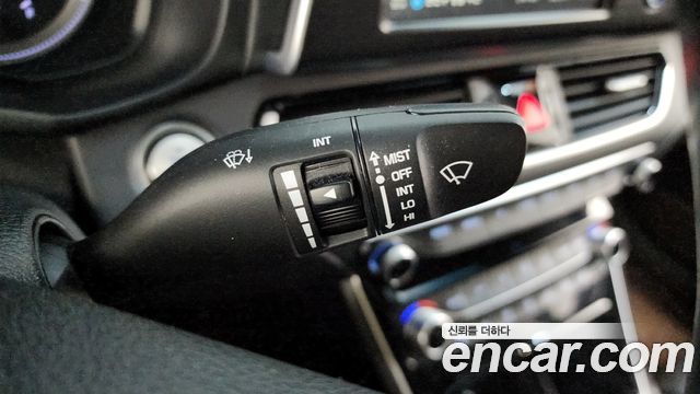 Hyundai Grandeur 2018 — photo 27