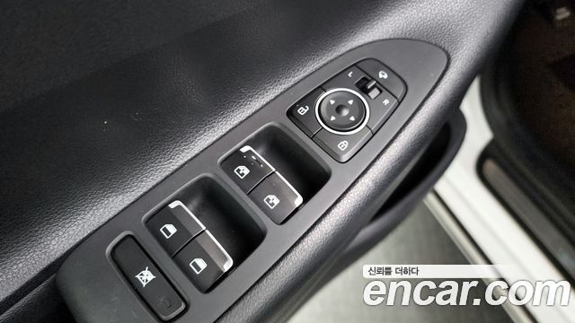 Hyundai Grandeur 2018 — photo 28