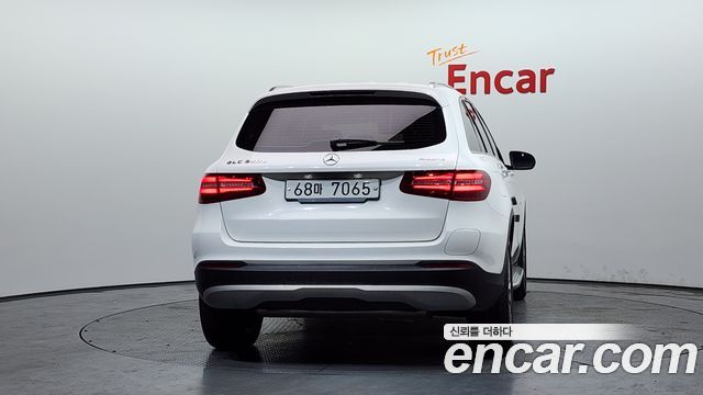 Mercedes-Benz GLC-Class 2019 — photo 4