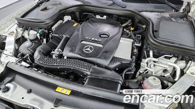 Mercedes-Benz GLC-Class 2019 — photo 6