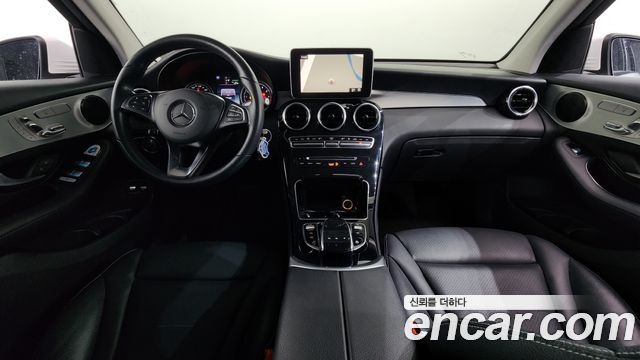 Mercedes-Benz GLC-Class 2019 — photo 10