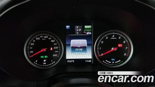 Mercedes-Benz GLC-Class 2019 — photo 11