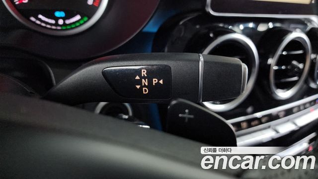 Mercedes-Benz GLC-Class 2019 — photo 12
