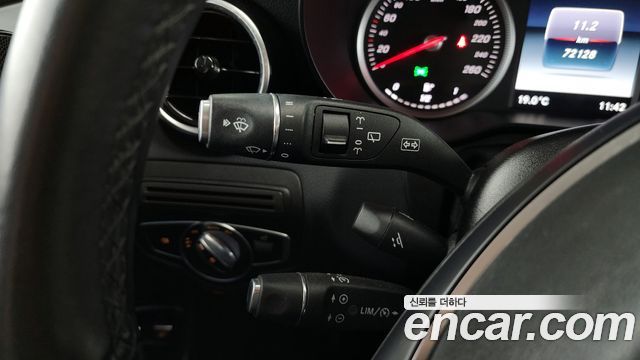 Mercedes-Benz GLC-Class 2019 — photo 24