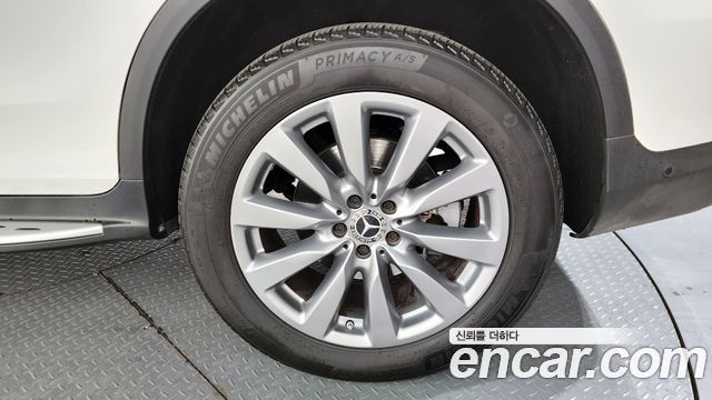 Mercedes-Benz GLC-Class 2019 — photo 7