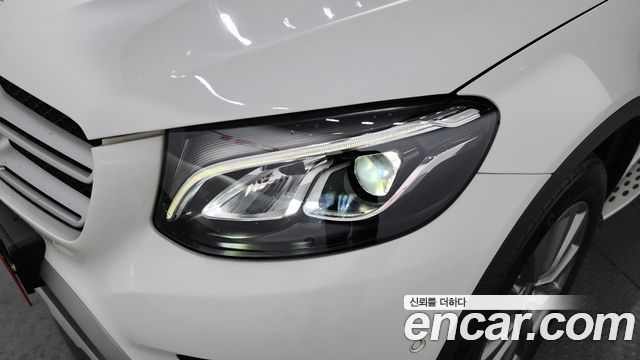 Mercedes-Benz GLC-Class 2019 — photo 8