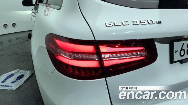 Mercedes-Benz GLC-Class 2019 — photo 9