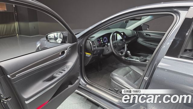 Hyundai Grandeur 2018 — photo 13