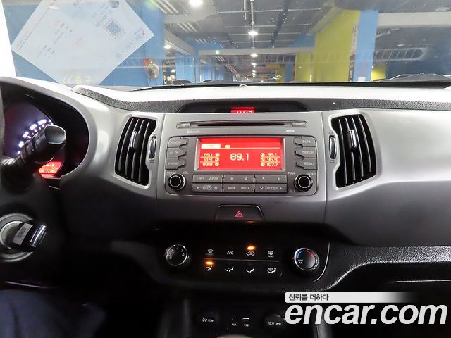 Kia Sportage 2015 — photo 18