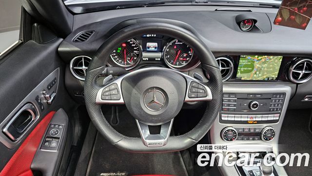 Mercedes-Benz SLC-Class 2017 — photo 15