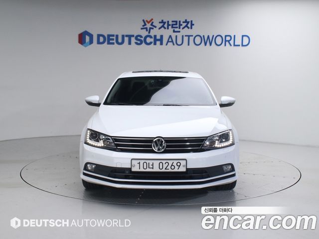 Volkswagen Jetta 2015 — photo 3