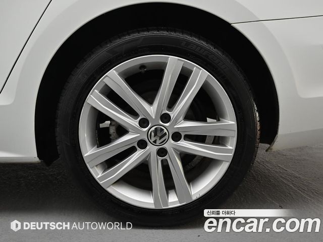 Volkswagen Jetta 2015 — photo 5