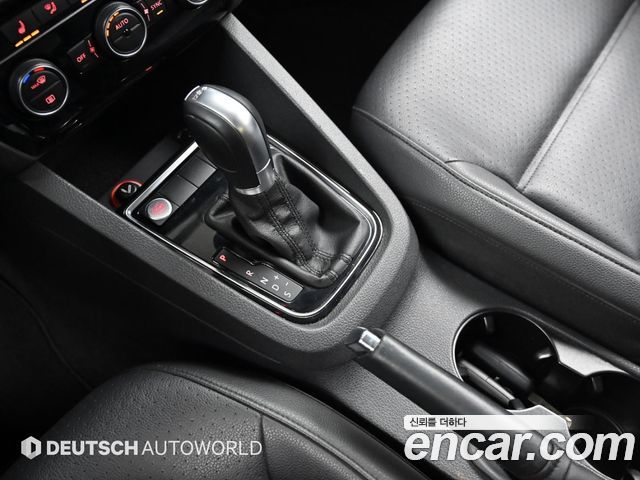 Volkswagen Jetta 2015 — photo 9
