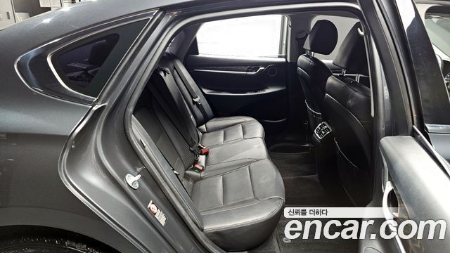 Hyundai Grandeur 2018 — photo 17