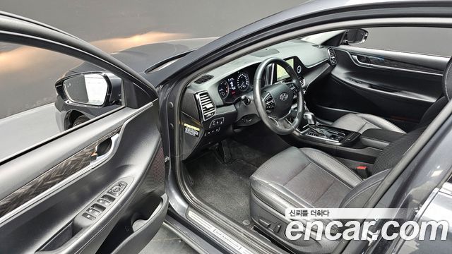 Hyundai Grandeur 2018 — photo 18