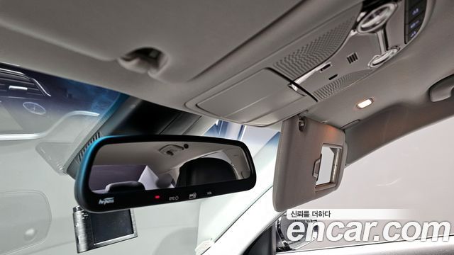 Hyundai Grandeur 2018 — photo 29