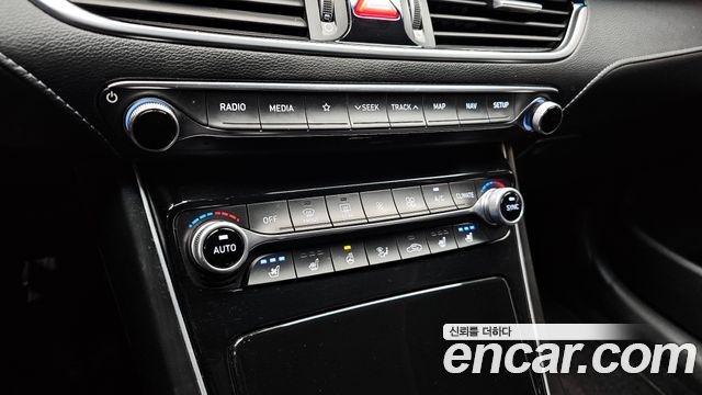 Hyundai Grandeur 2018 — photo 30
