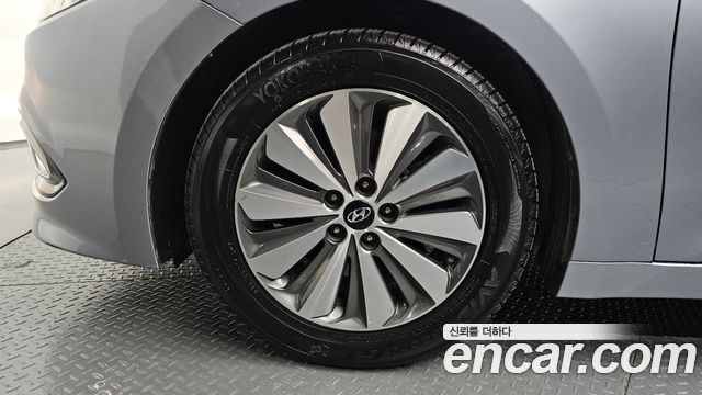 Hyundai Grandeur 2016 — photo 5