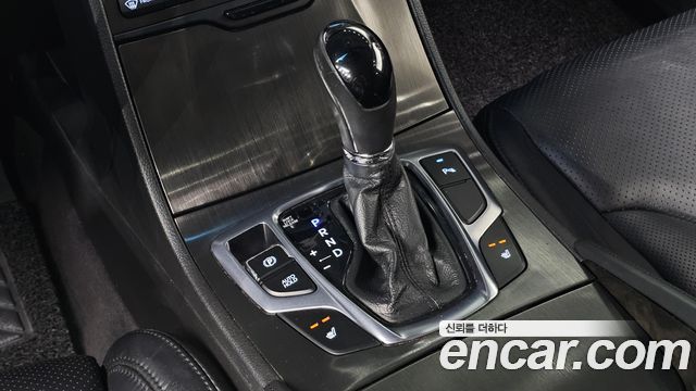 Hyundai Grandeur 2016 — photo 12
