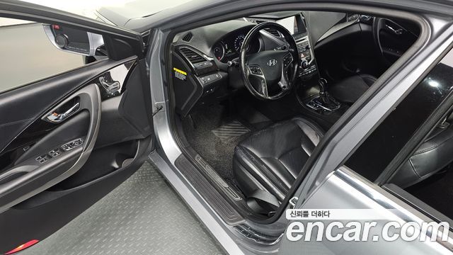Hyundai Grandeur 2016 — photo 13