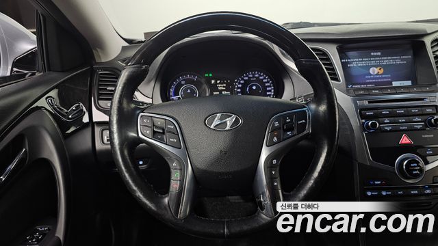 Hyundai Grandeur 2016 — photo 19
