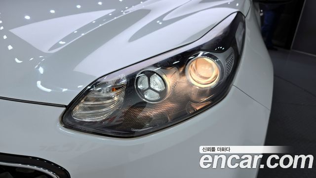 Kia Sportage 2016 — photo 8