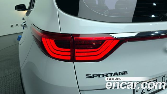Kia Sportage 2016 — photo 9