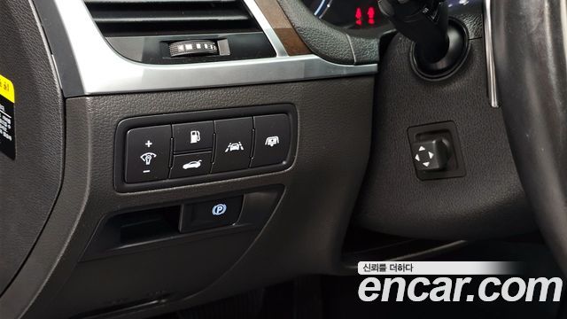 Hyundai Genesis 2015 — photo 16