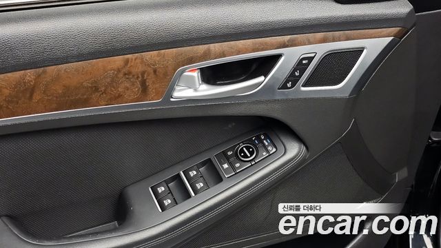 Hyundai Genesis 2015 — photo 20