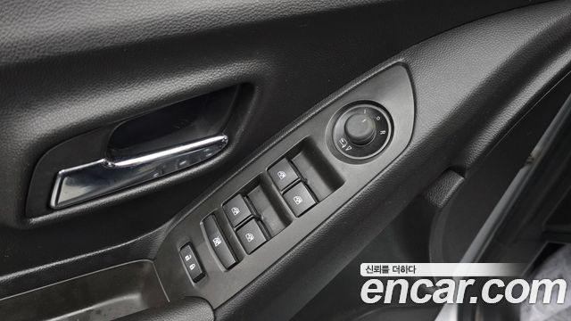Chevrolet Korea Trax 2015 — photo 12