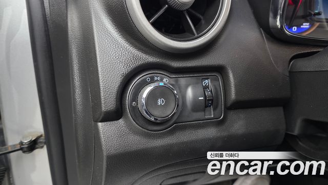 Chevrolet Korea Trax 2015 — photo 13