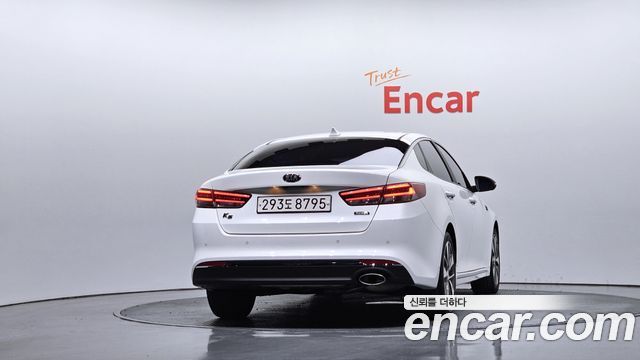 Kia K5 2017 — photo 4