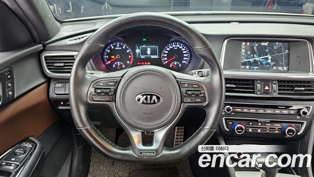 Kia K5 2017 — photo 13