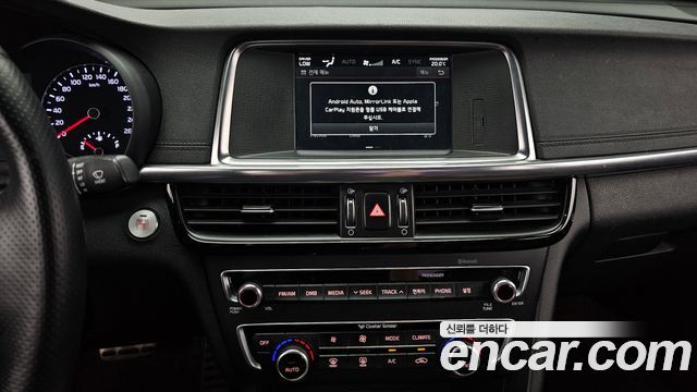 Kia K5 2017 — photo 14