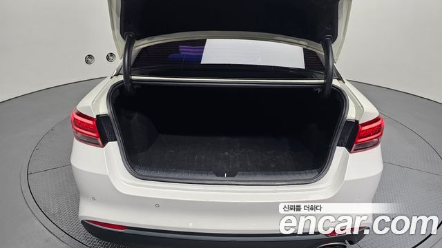 Kia K5 2017 — photo 20