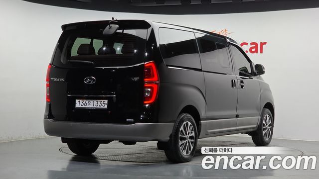 Hyundai Starex 2020 — photo 2
