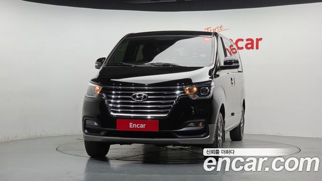 Hyundai Starex 2020 — photo 3