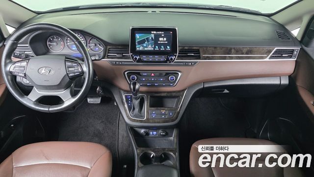 Hyundai Starex 2020 — photo 7