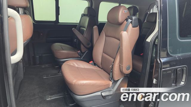 Hyundai Starex 2020 — photo 12