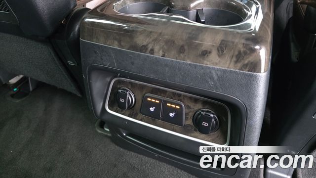 Hyundai Starex 2020 — photo 18
