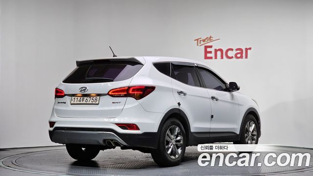Hyundai Santafe 2016 — photo 2